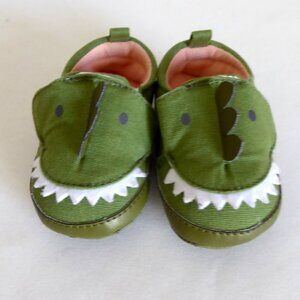 TARGET BRAND SLIP ON BABY SHOES DRAGON DINOSAUR MONSTER GREEN (NEW) SIZE: 3-6M